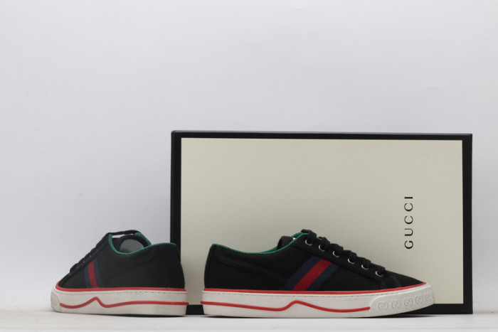 gucc  sneaker