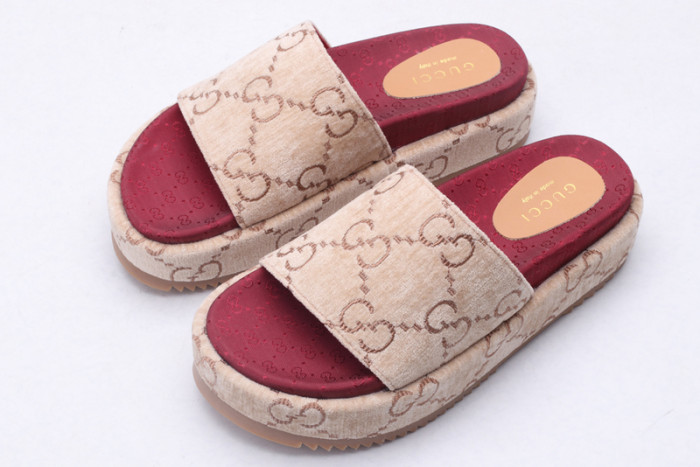 gucc slippers