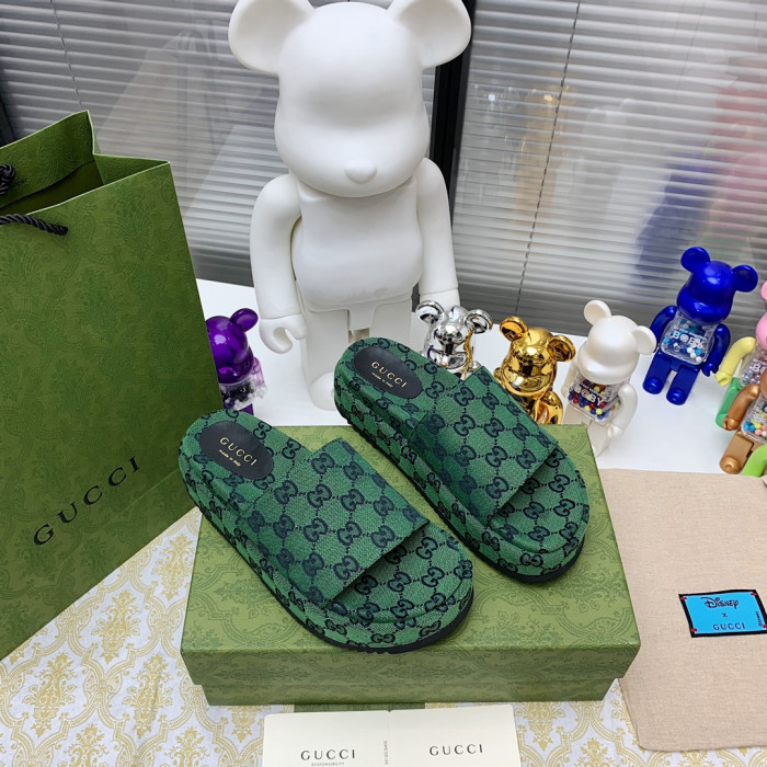 gucc slippers