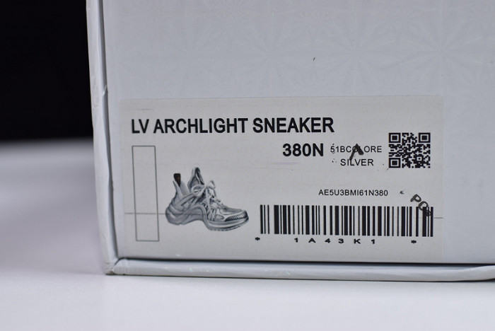 l0vt sneaker
