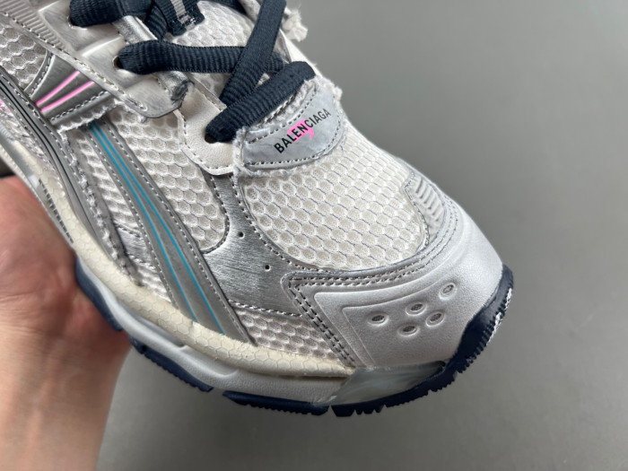 Ba*len*cia*ga -runner