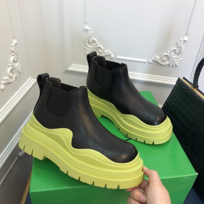 Bo*te*ga ve*ne*ta boots