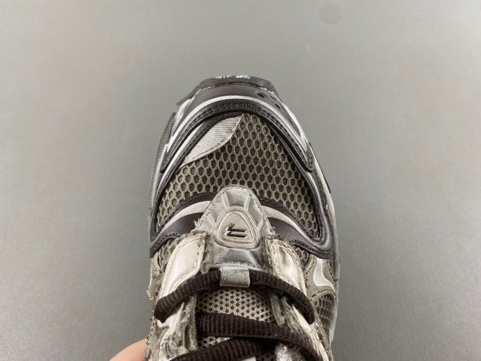 Ba*len*cia*ga -runner