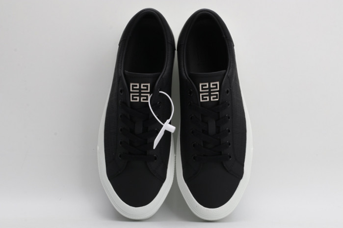 gi_venchy sneaker