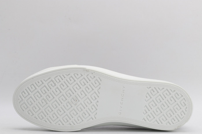 gi_venchy sneaker