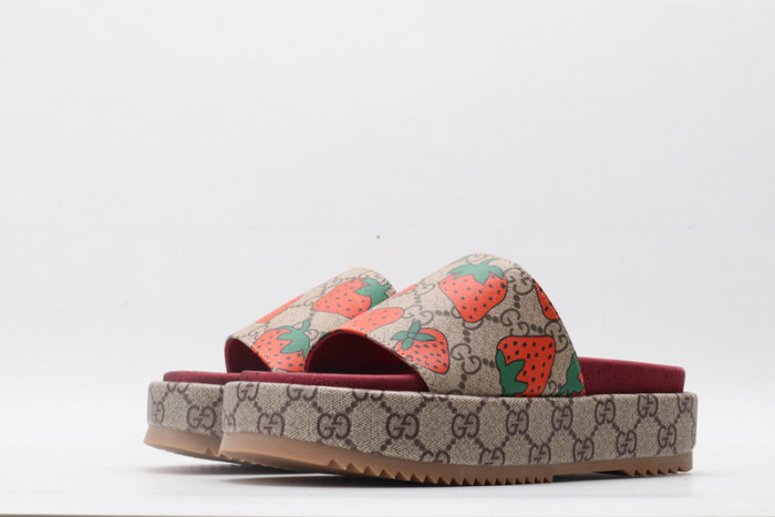 gucc slippers