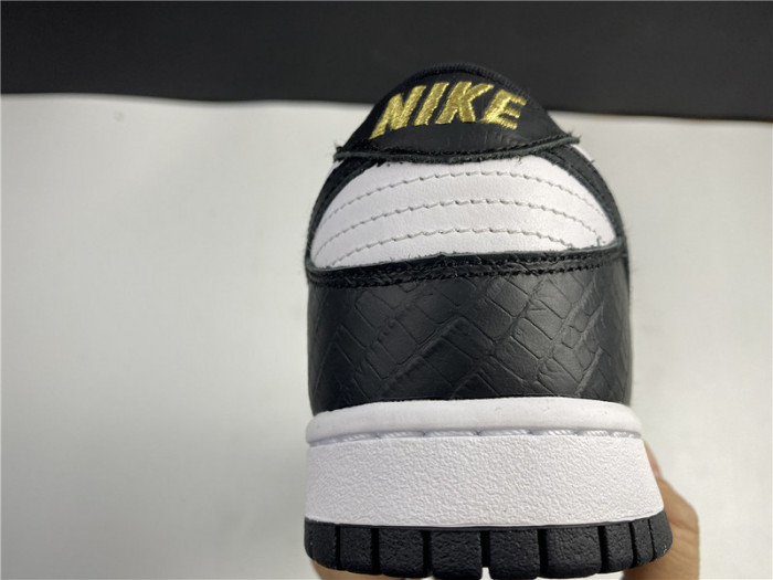 nike sb dunk low stars black (2021)  dh3228-102