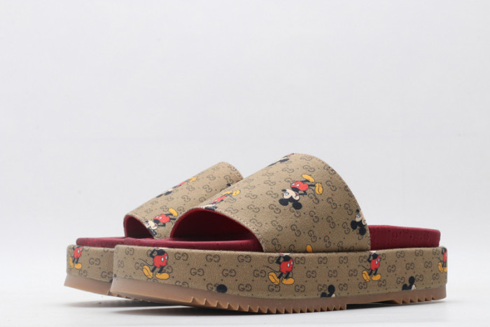 gucc slippers