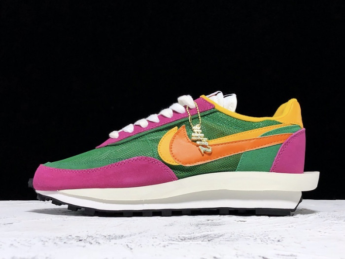 nike ld waffle sacai pine green  bv0073-301