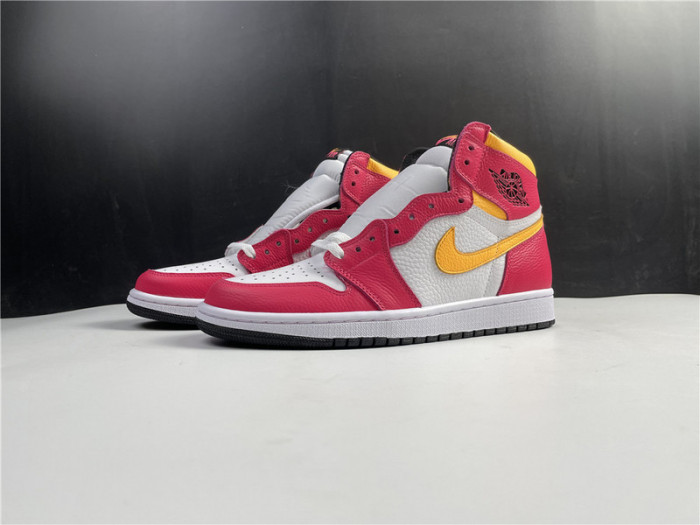 air jordan 1 retro high og light fusion red 555088-603