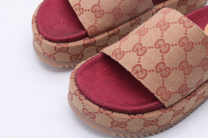 gucc slippers