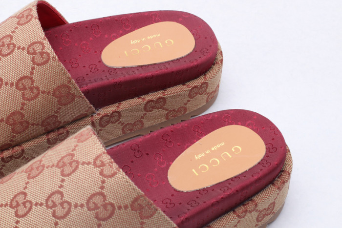 gucc slippers