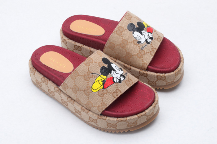 gucc slippers