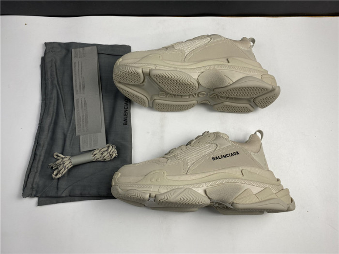 blcg sneaker triple.s.gomma  536737 w2fw1 9700