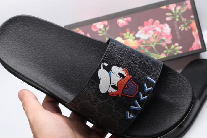 gucc slippers