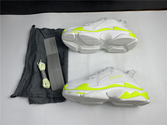 blcg sneaker triple.s.
