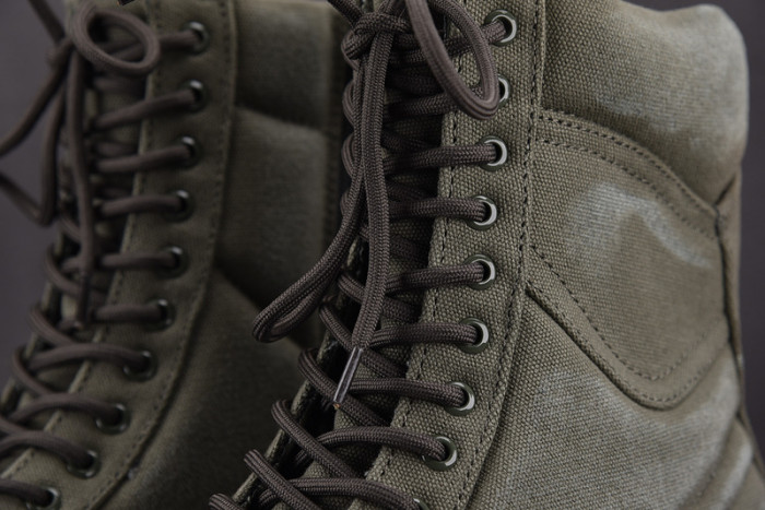 Ba*len*cia*ga boots