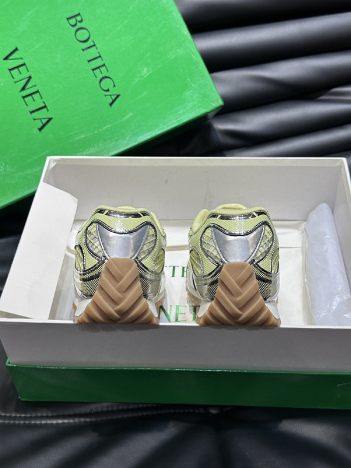 Bo*te*ga ve*ne*ta sneakers