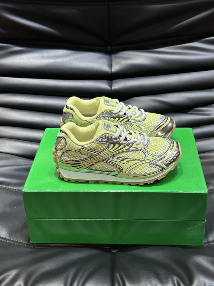 Bo*te*ga ve*ne*ta sneakers
