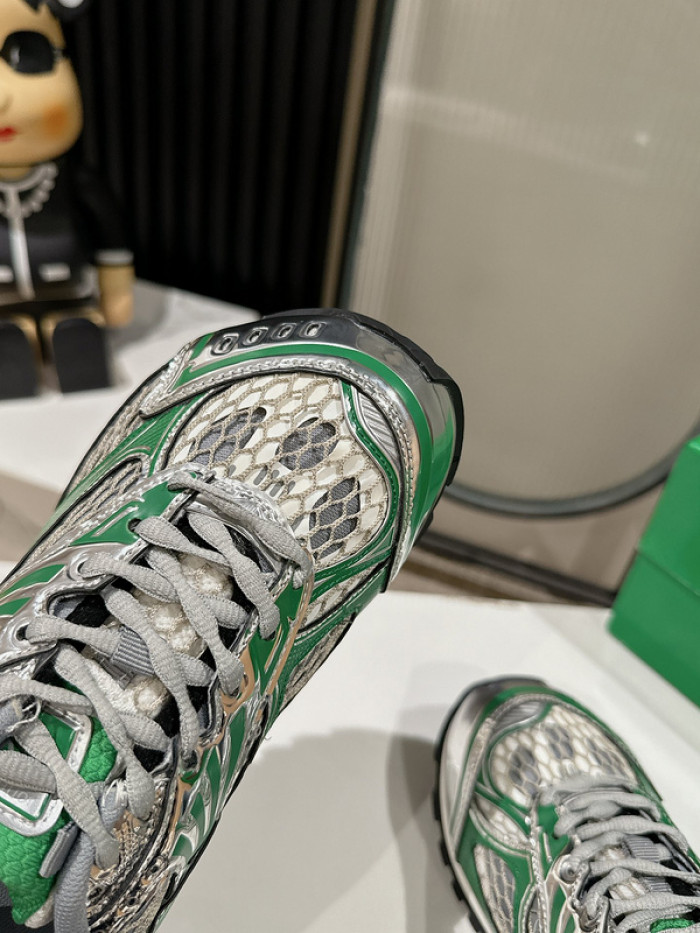 Bo*te*ga ve*ne*ta sneakers