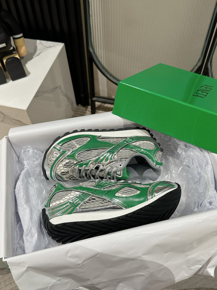 Bo*te*ga ve*ne*ta sneakers