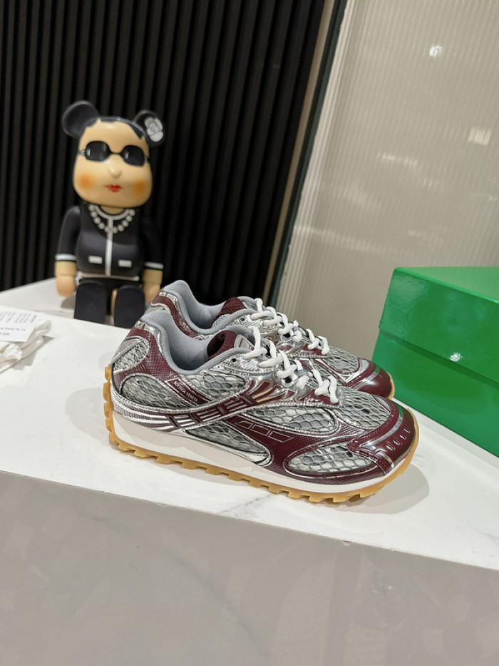 Bo*te*ga ve*ne*ta sneakers