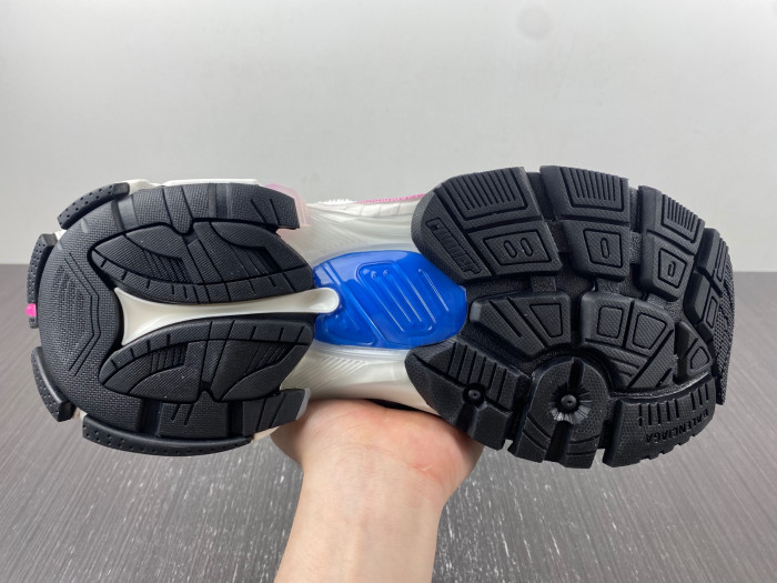 Ba*len*cia*ga -runner