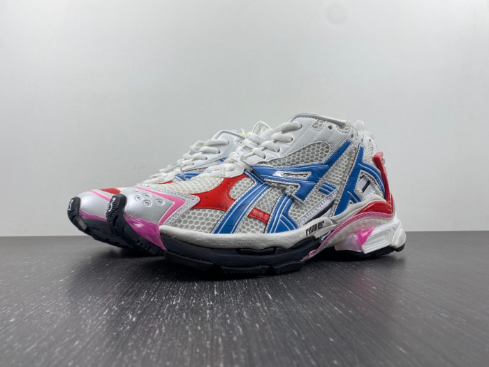 Ba*len*cia*ga -runner