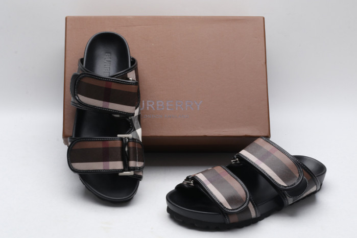bur_berry slippers