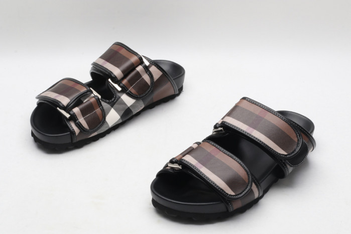 bur_berry slippers