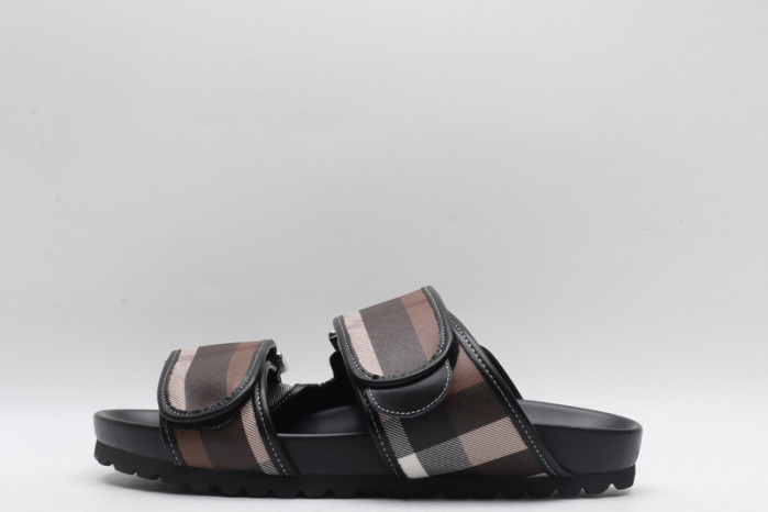 bur_berry slippers