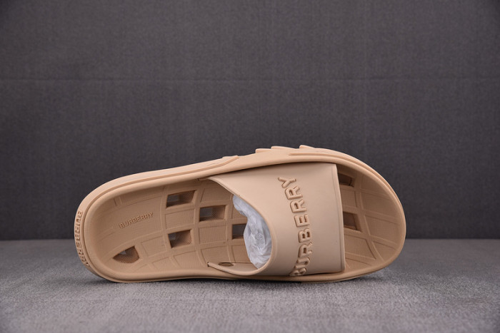 bur_berry slippers