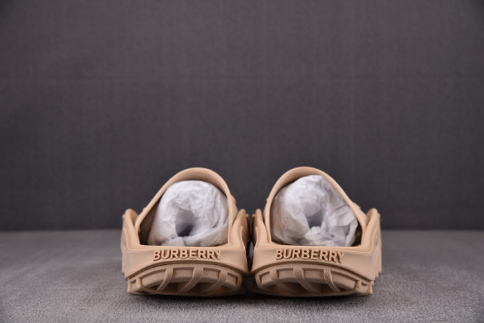 bur_berry slippers