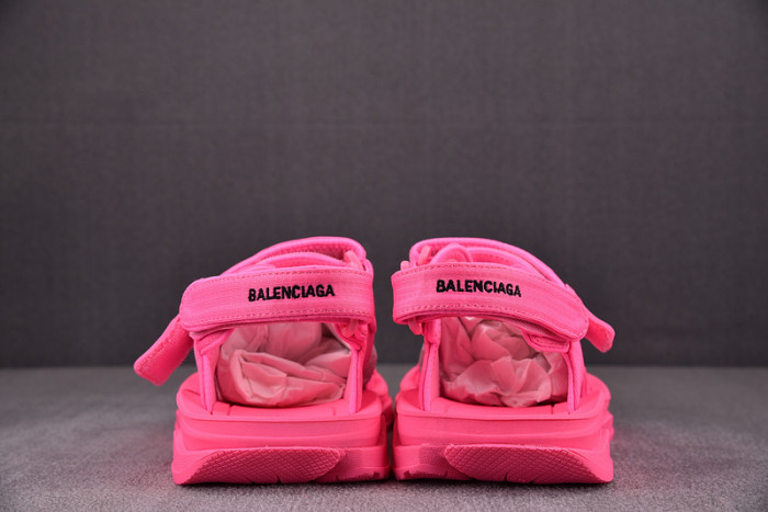 blcg sandals