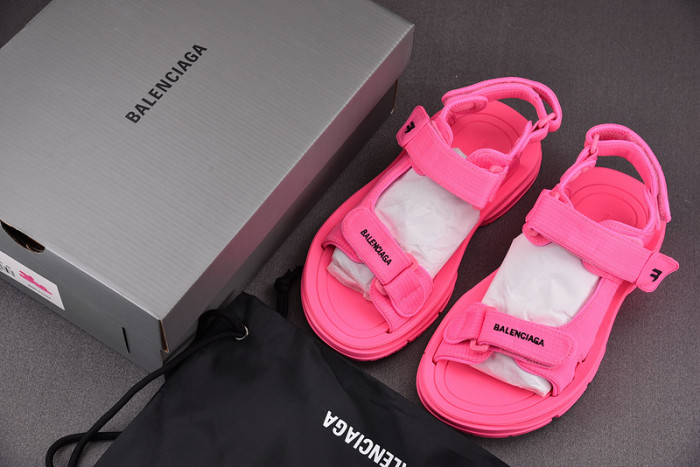 blcg sandals
