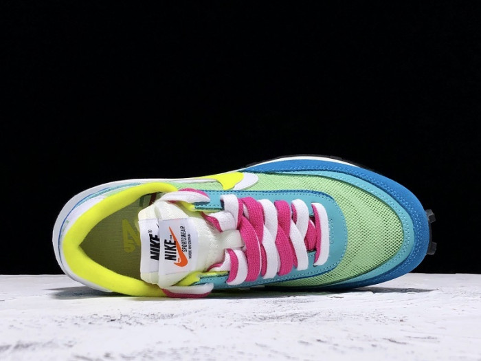 sacai x nike l0vtd waffle daybreak running  bv0073-600