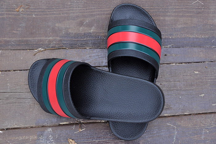 gucc slippers