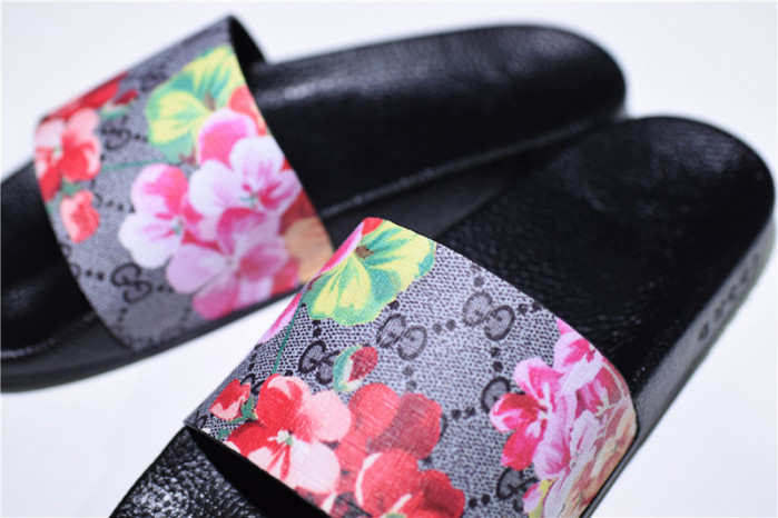 gucc slippers