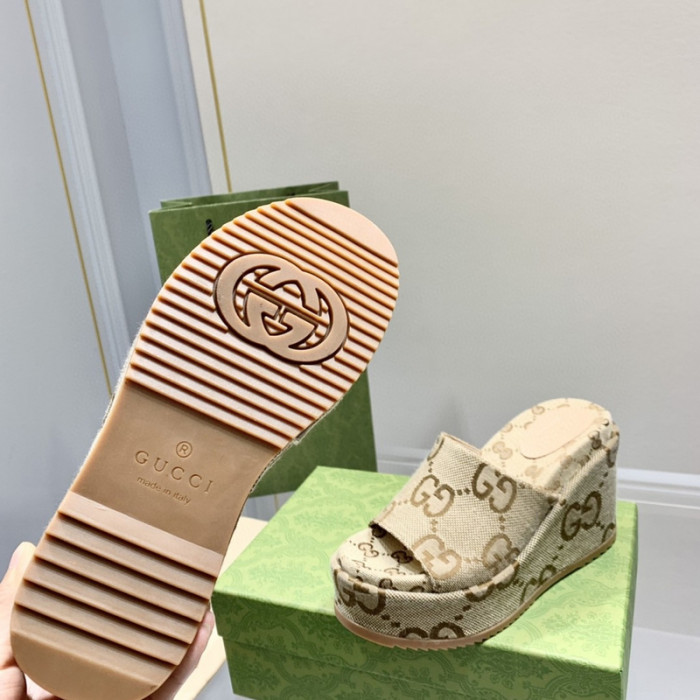 gucc slippers