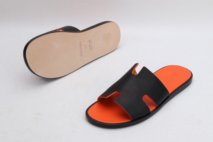 herm*s  slippers