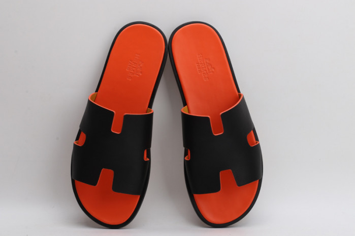 herm*s  slippers