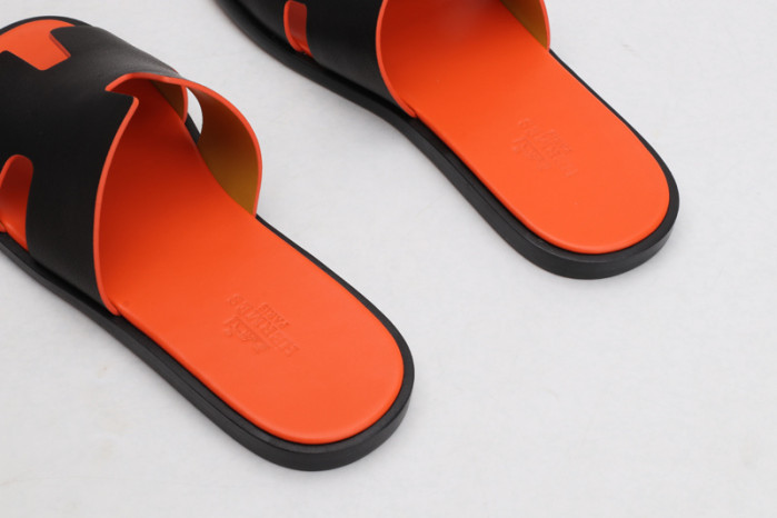 herm*s  slippers