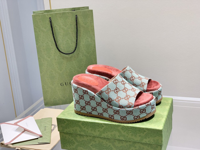 gucc slippers