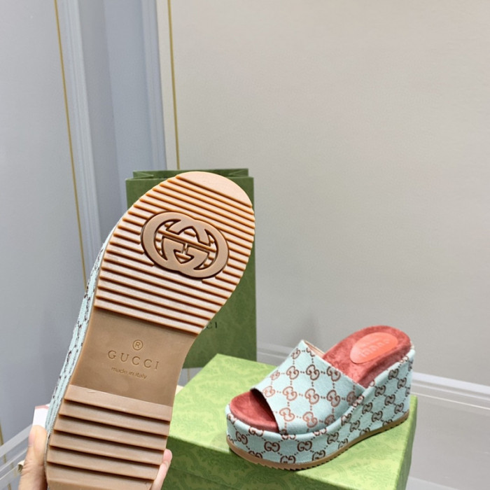 gucc slippers