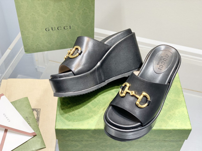 gucc slippers