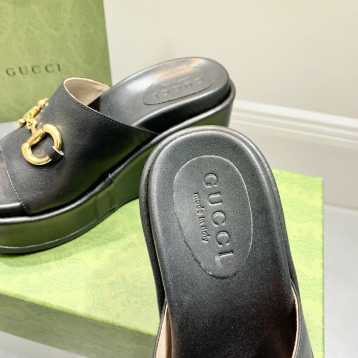 gucc slippers