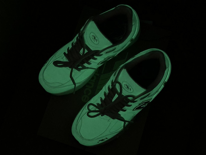 new balance 2002
