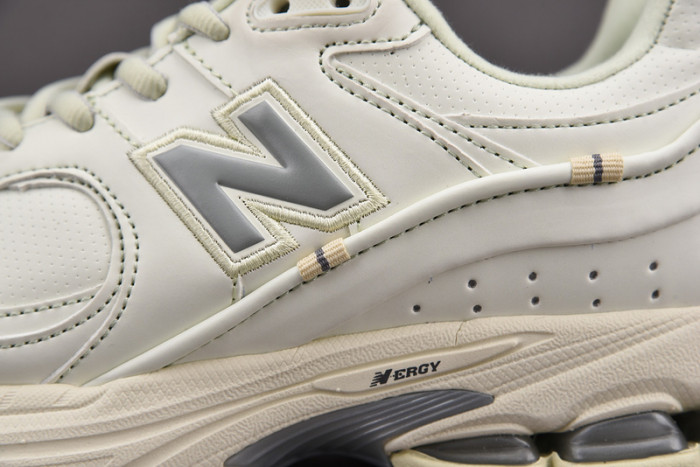 new balance 2002