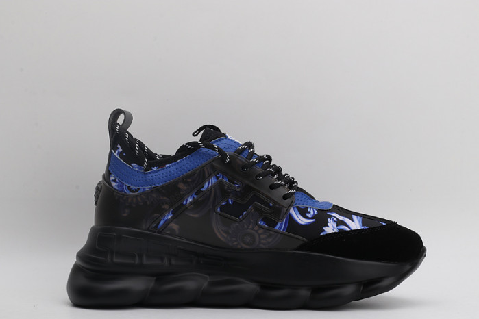 vers sneakers