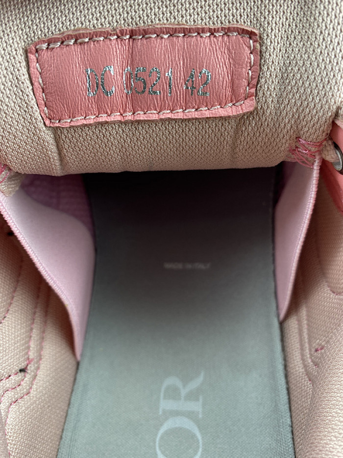 b30 sneaker